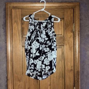 Woman’s top 1x Roz & Ali